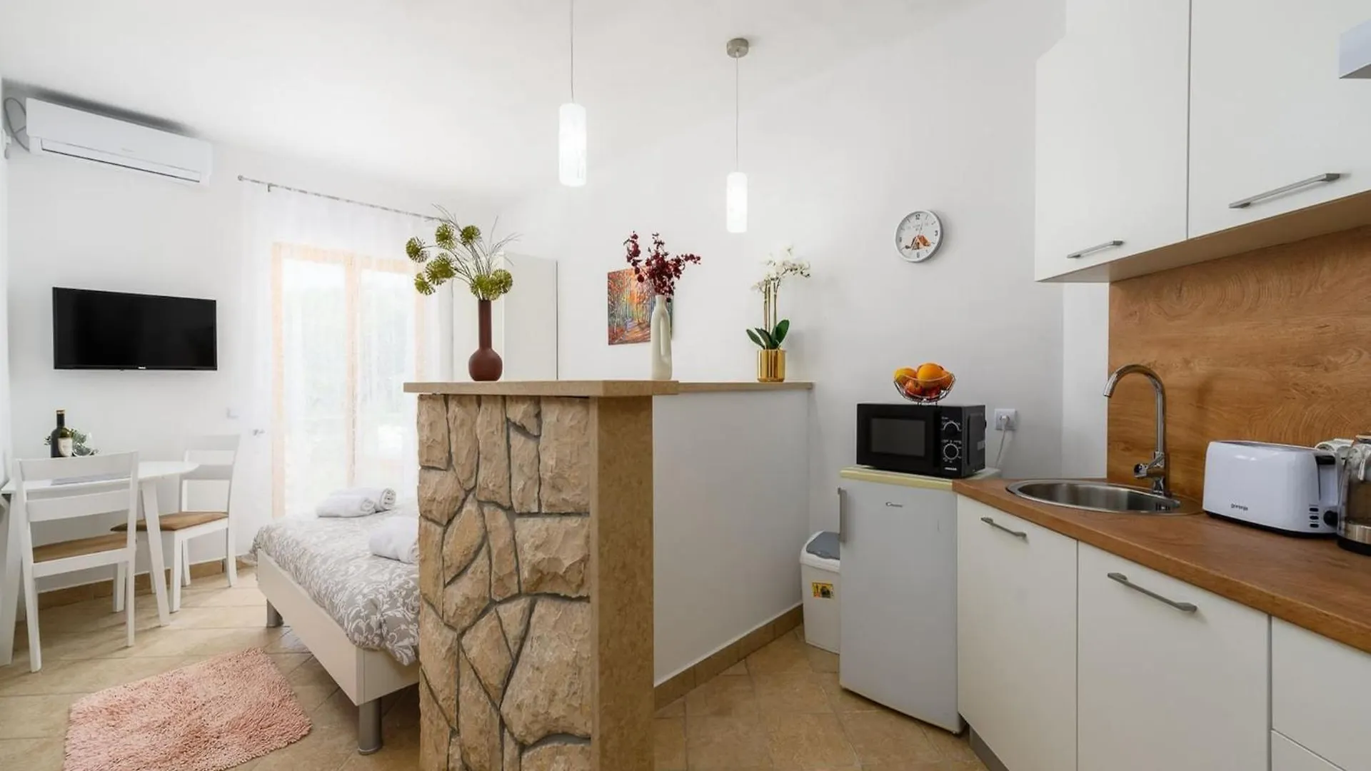 Coastline Apartment Near Ravni Beach Drenje  Κροατία
